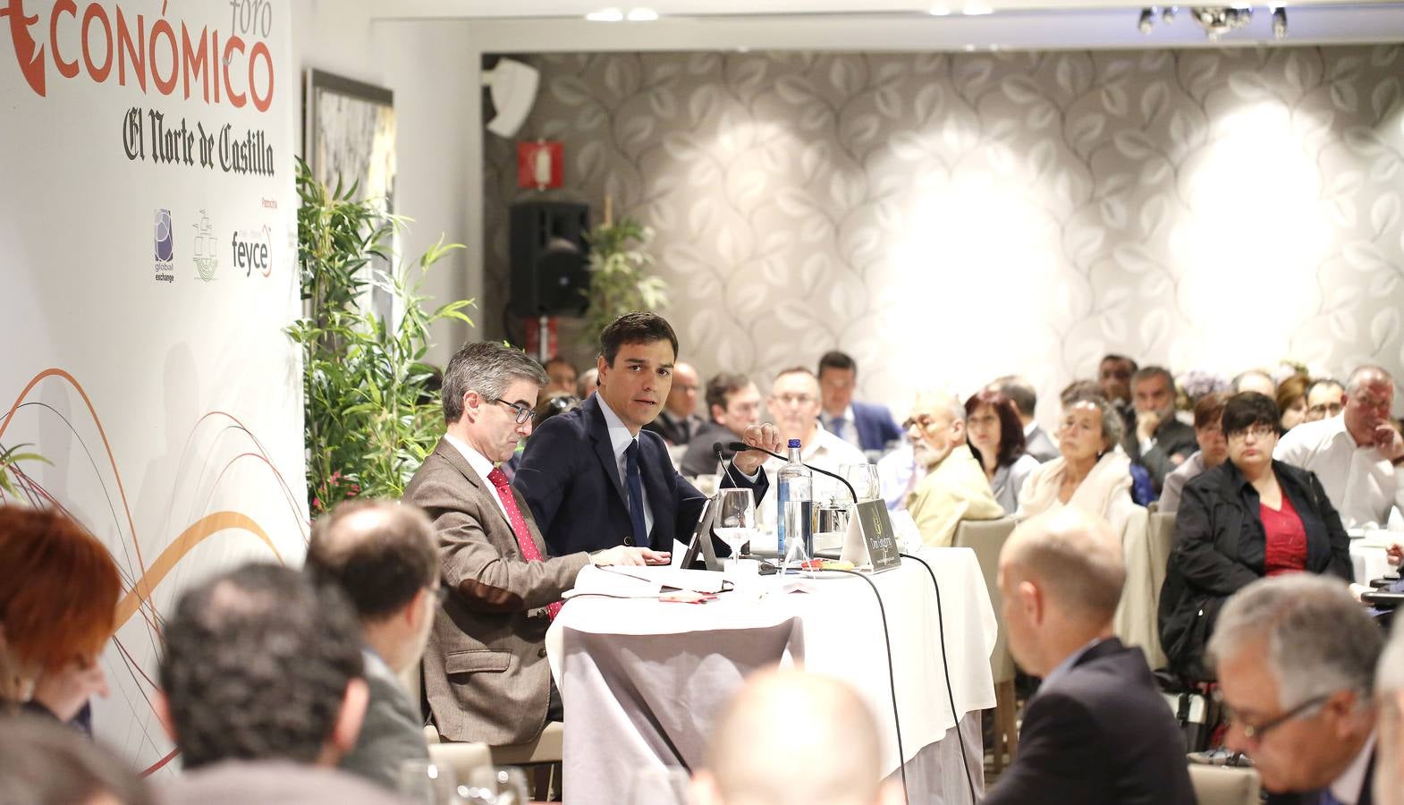 Pedro Sánchez, en el Foro Económico de El Norte de Castilla en Salamanca