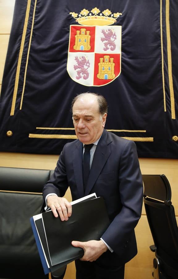 Comparecencia deTomás Villanueva ante la Diputación Permanente de las Cortes