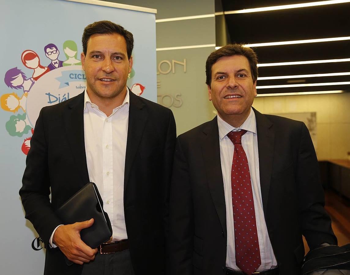 Los procuradores del PP Raúl de la Hoz y Carlos Fernández Carriedo.