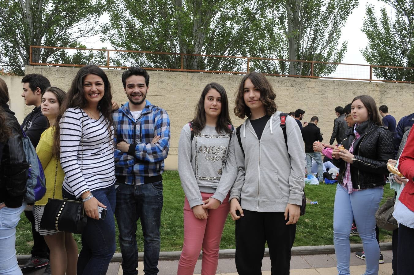 Público asistente al concierto de Melendi en el Auditorio de la Feria de Valladolid (Parte 4)