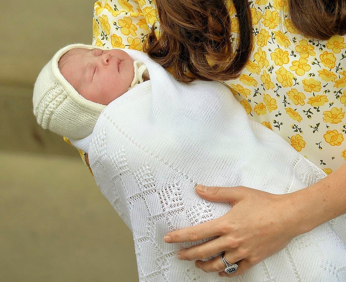 Júbilo por el nacimiento de la hija de los duques de Cambridge