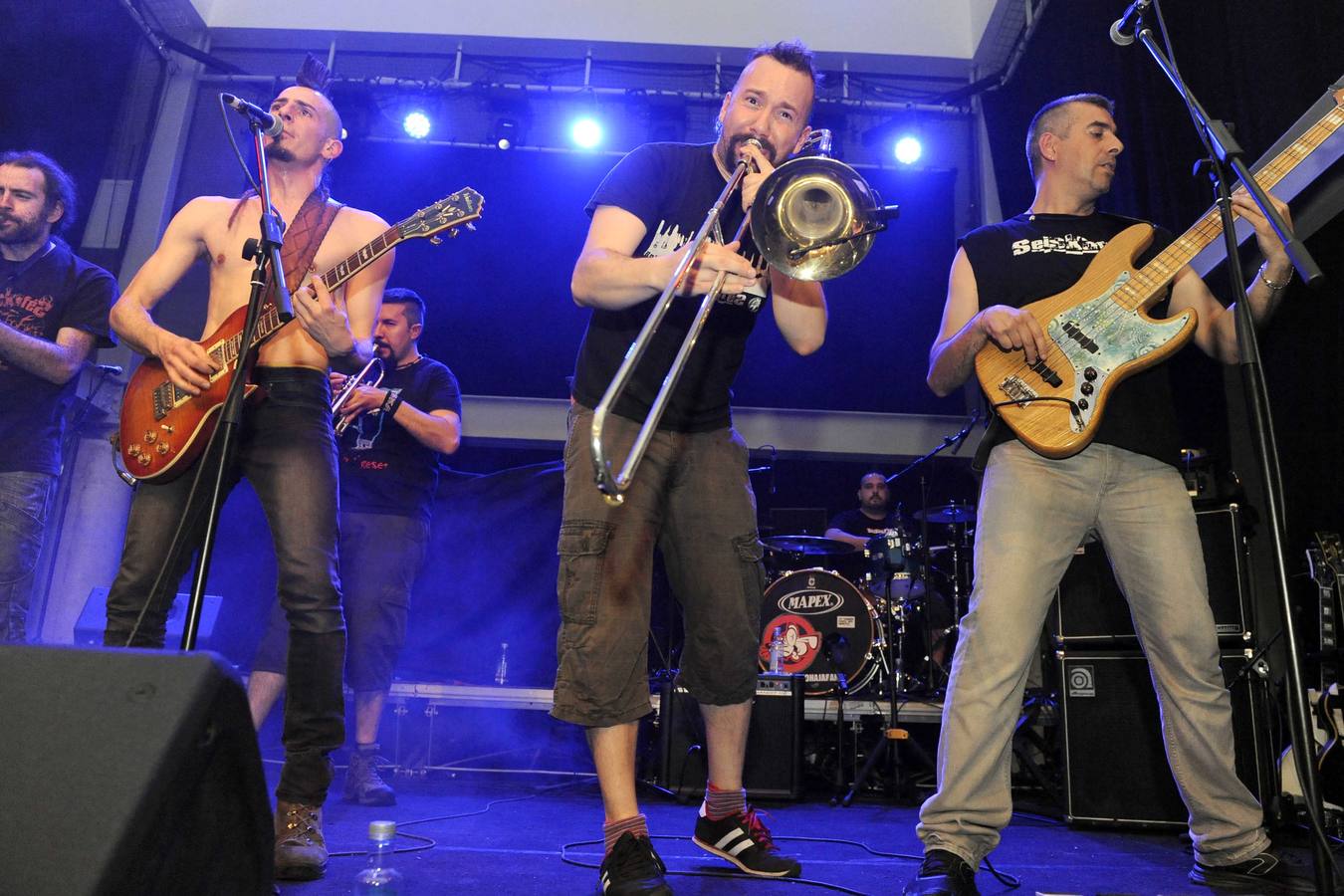 Concierto de 6eiSKAfes en el LAVA