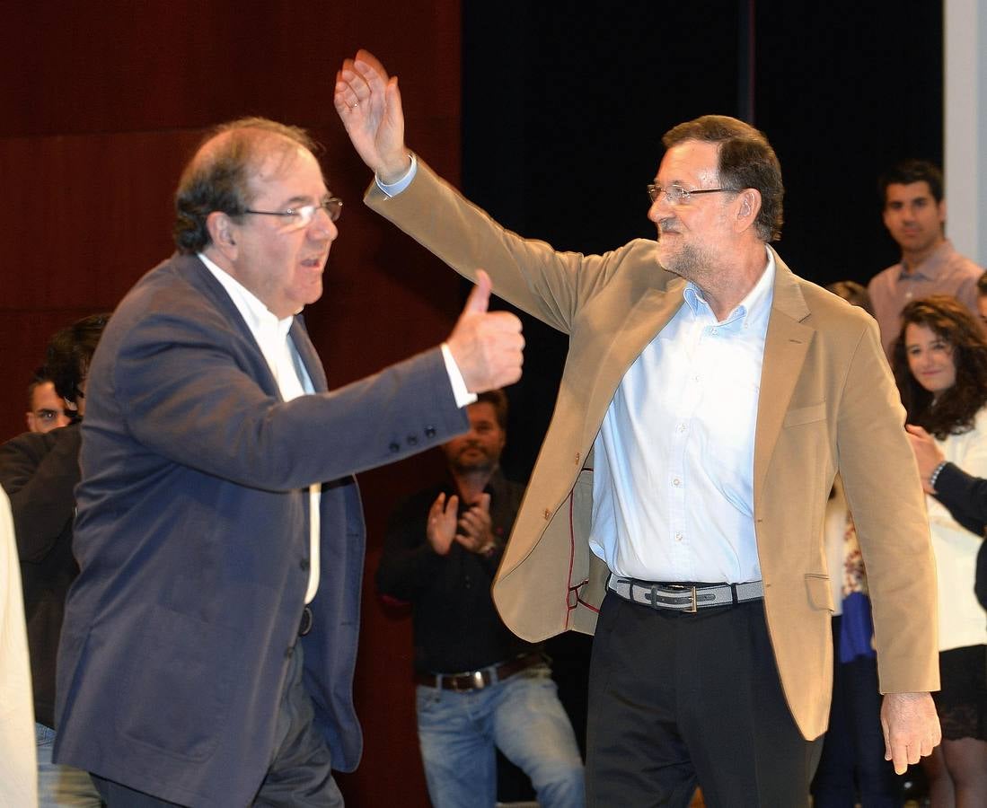 Rajoy acompaña a Herrera en un acto en Burgos