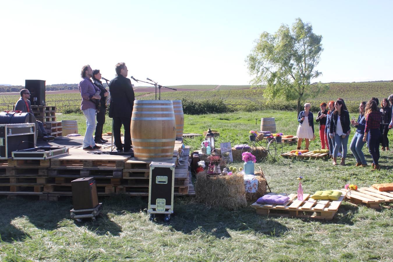 Los Secretos ruedan el videoclip de su nuevo disco en las Bodegas PradoRey