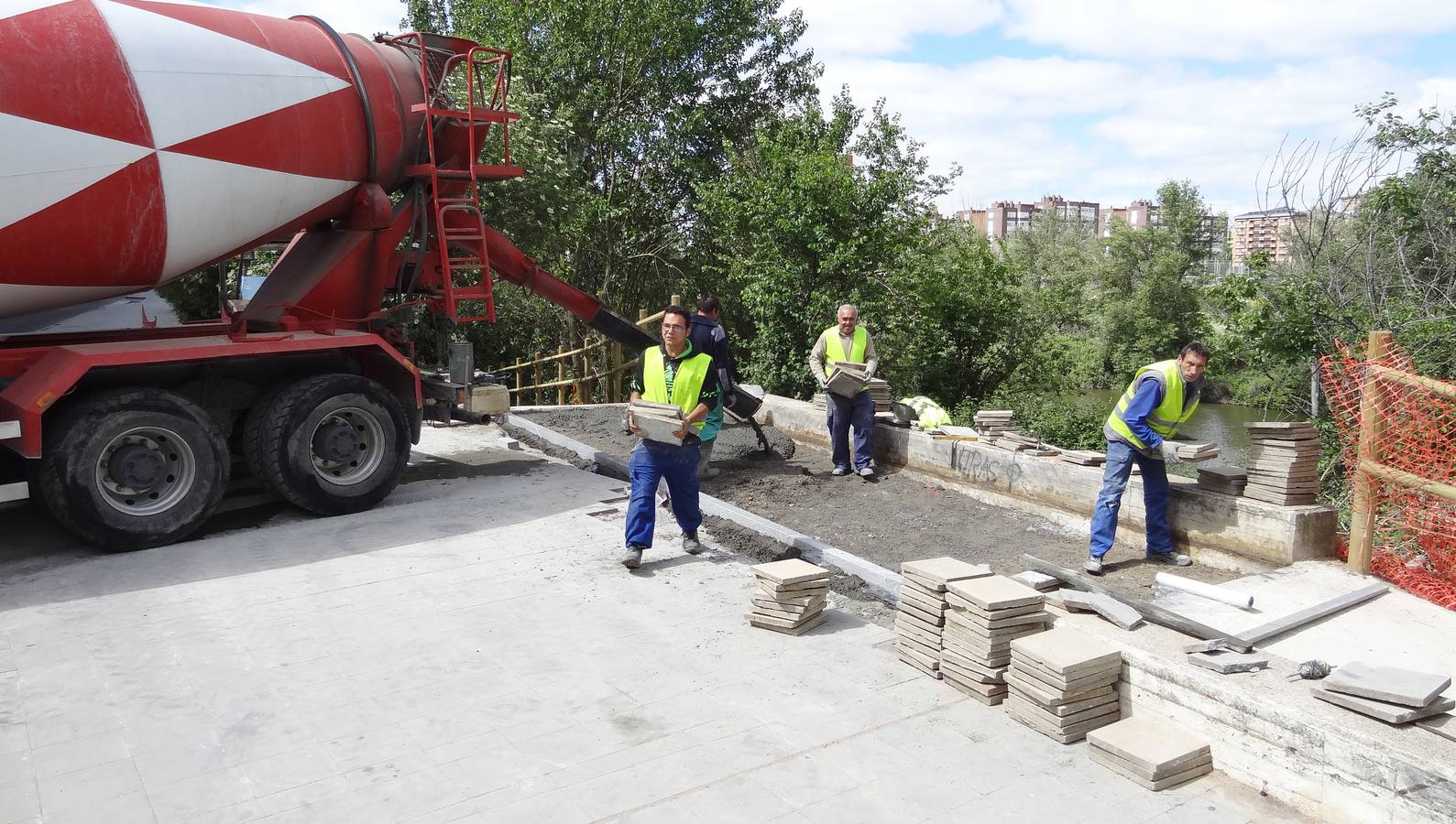 Nueva senda por la ribera del Pisuerga al borde del Cuatro de Marzo