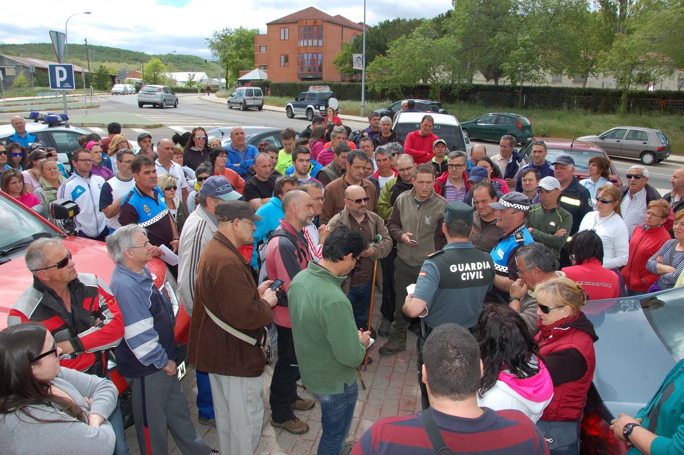 Vecinos de Guardo (Palencia) participan en la búsqueda del vecino desaparecido