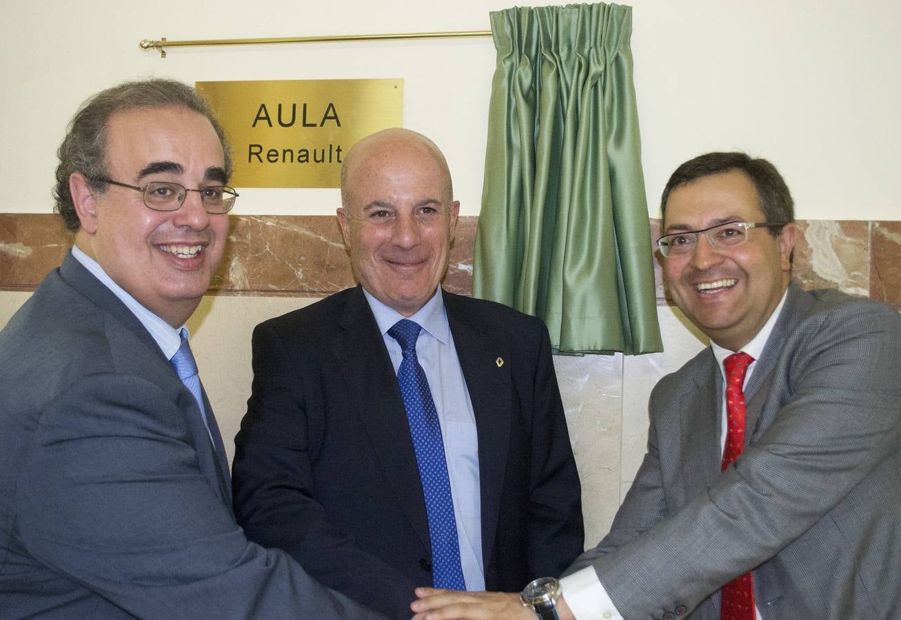 Aula dedicada a Renault en la Faculta de Comercio de Valladolid