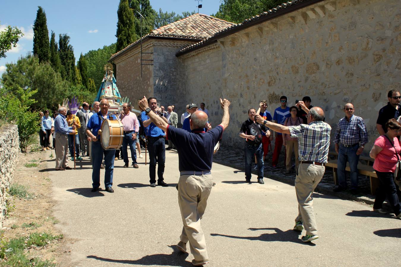 Los vecinos de Antigüedad (Palencia) festejan a la Virgen de Garón