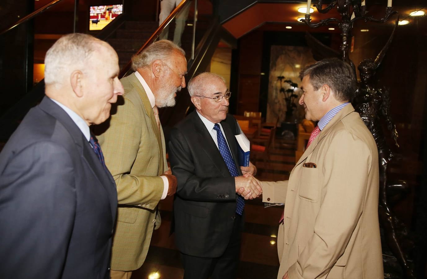 Conferencia de José Manuel Otero en el Club Santiago Alba de Valladolid