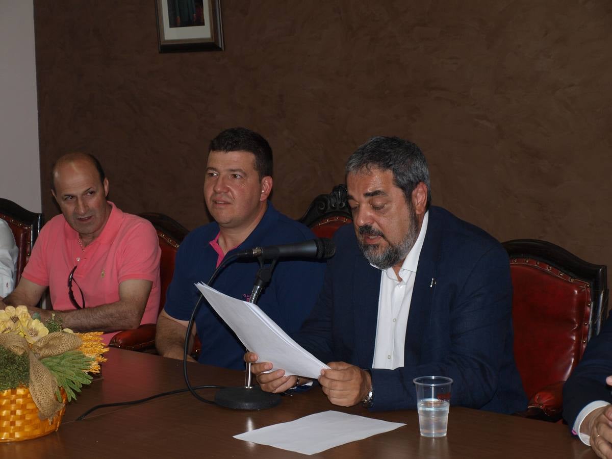 Carlos Aganzo, pregonero de las fiestas de Villalba de los Alcores (Valladolid)