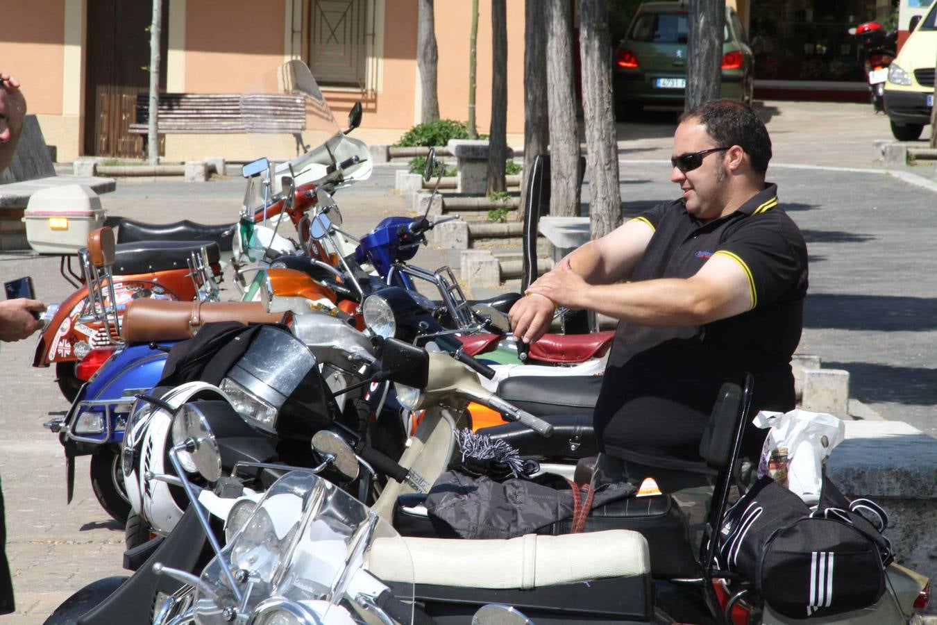 Concentración de motos &#039;Scooter run&#039; en Peñafiel (Valladolid)