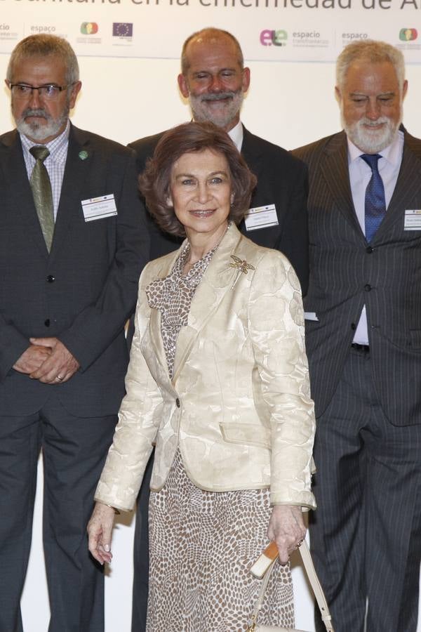 La reina Doña Sofía inaugura en Salamanca el III Simposio Internacional de Alzheimer (2/2)