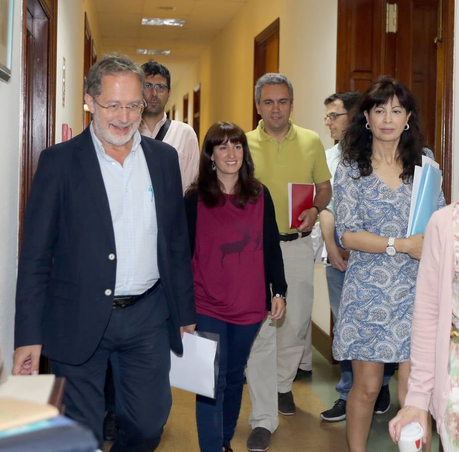 Reunión del PSOE y Valladolid Toma la Palabra