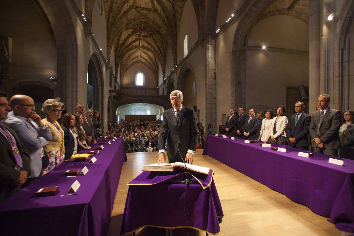 Toma de posesión de José Luis Rivas como nuevo alcalde de Ávila