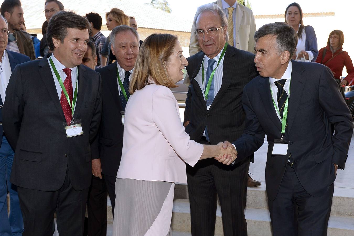 La ministra de Fomento inaugura el II Congreso Regional de la Empresa Familiar en Valbuena de Duero (Valladolid)