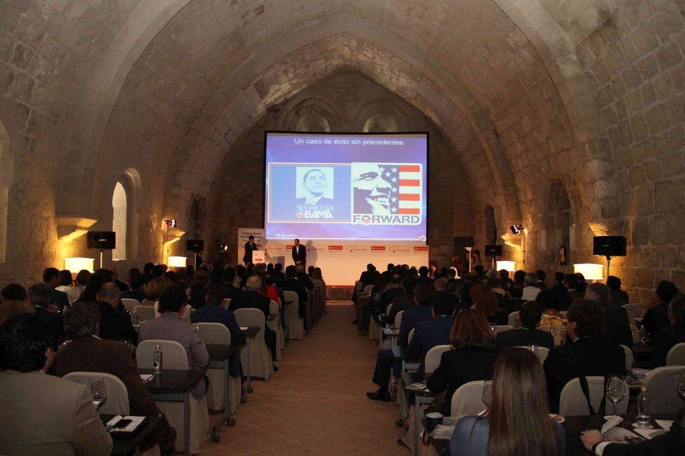 La ministra de Fomento inaugura el II Congreso Regional de la Empresa Familiar en Valbuena de Duero (Valladolid)