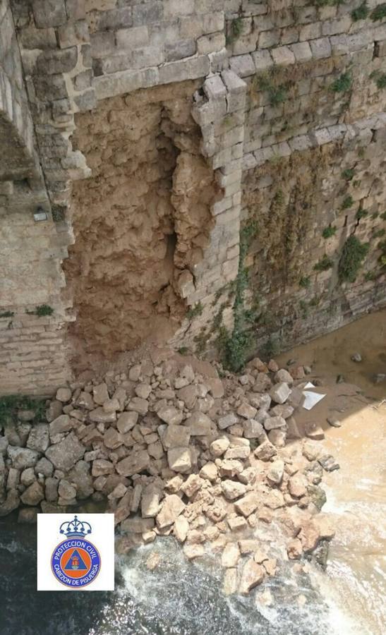 El derrumbe amenaza el puente de Cabezón de Pisuerga (Valladolid)