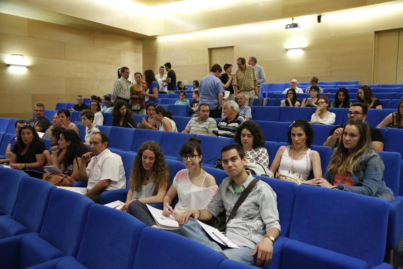 Ricardo Canal y Luis Antonio Pérez analizan los transtornos del autismo en el Aula de Salud de El Norte de Castilla en Salamanca