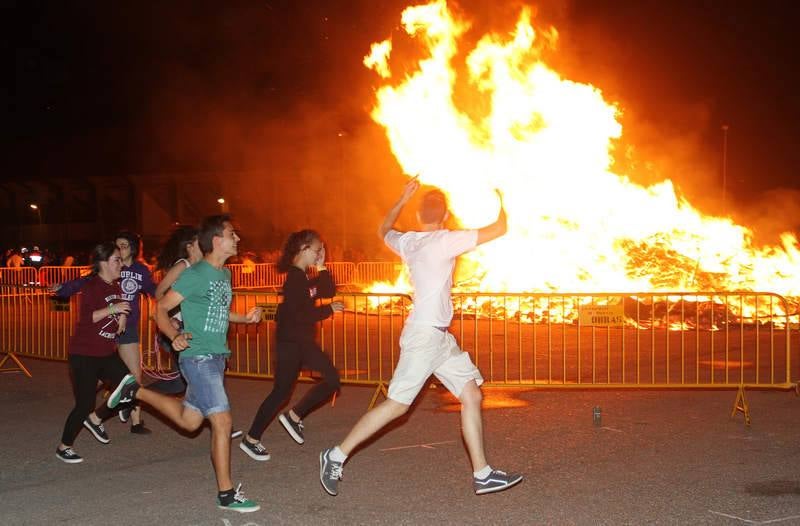 Celebración de la noche de San Juan en Palencia