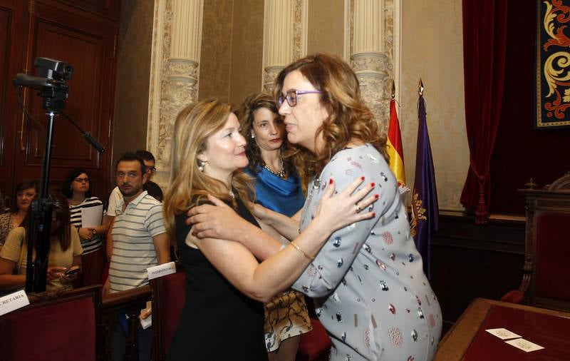Toma de posesión de Ángeles Armisén como presidenta de la Diputación de Palencia (1/2)