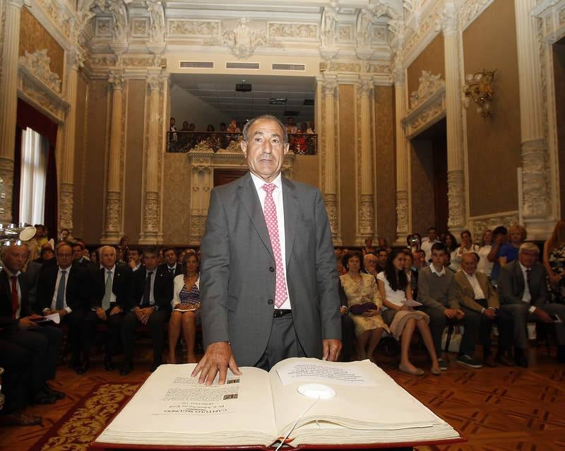 Toma de posesión de Ángeles Armisén como presidenta de la Diputación de Palencia (1/2)