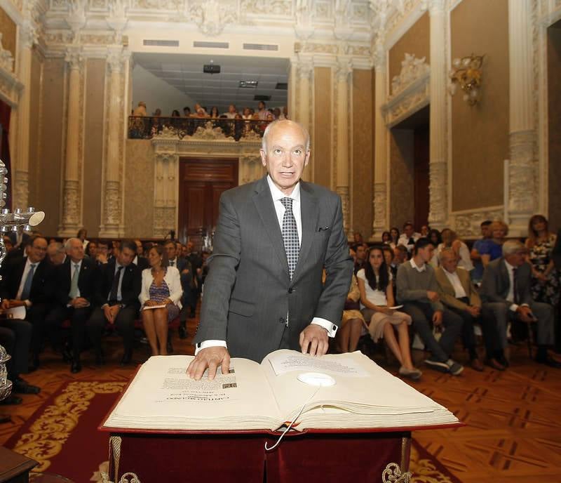 Toma de posesión de Ángeles Armisén como presidenta de la Diputación de Palencia (1/2)