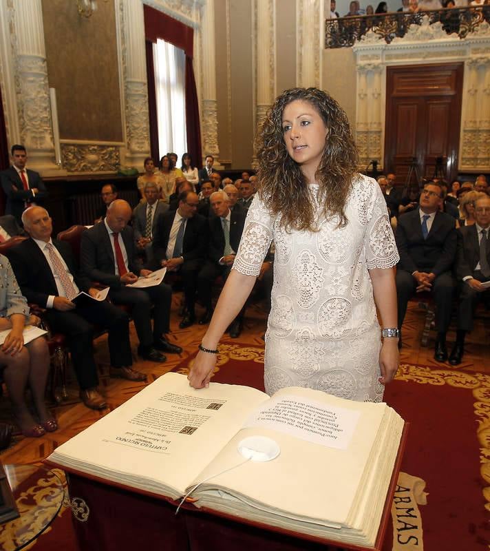 Toma de posesión de Ángeles Armisén como presidenta de la Diputación de Palencia (2/2)