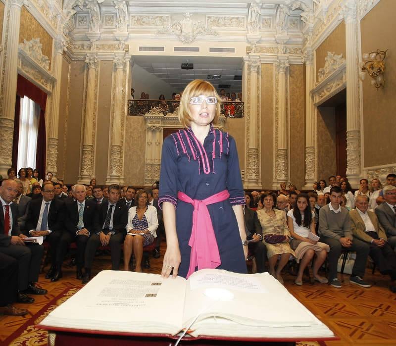 Toma de posesión de Ángeles Armisén como presidenta de la Diputación de Palencia (2/2)