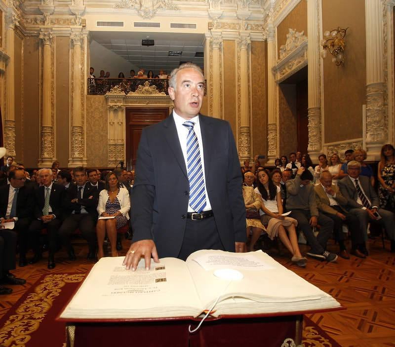 Toma de posesión de Ángeles Armisén como presidenta de la Diputación de Palencia (2/2)