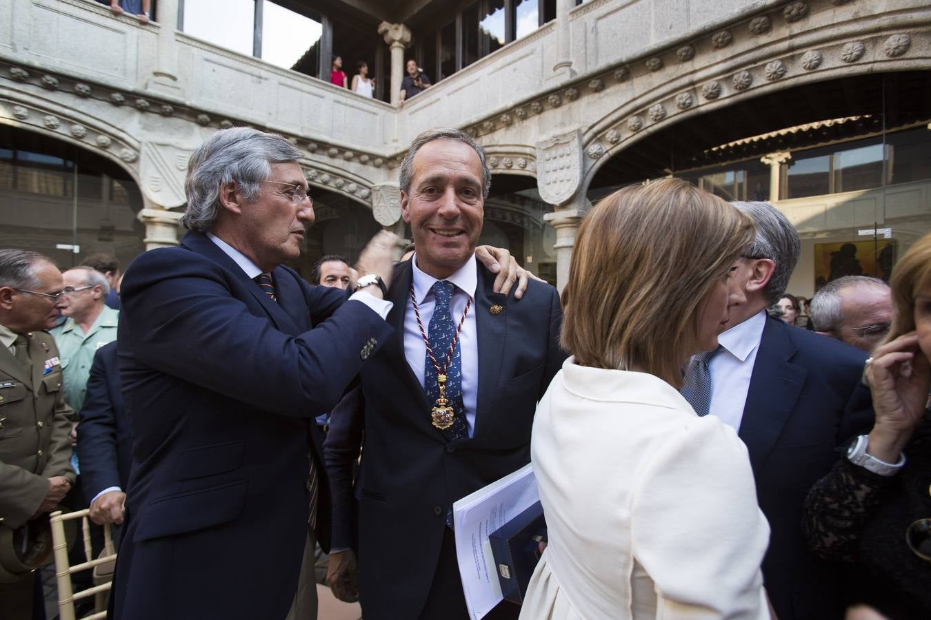 El candidato no oficial del PP de Ávila, Jesús Manuel Sánchez Cabrera, toma posesión como presidente de la Diputación de Ávila
