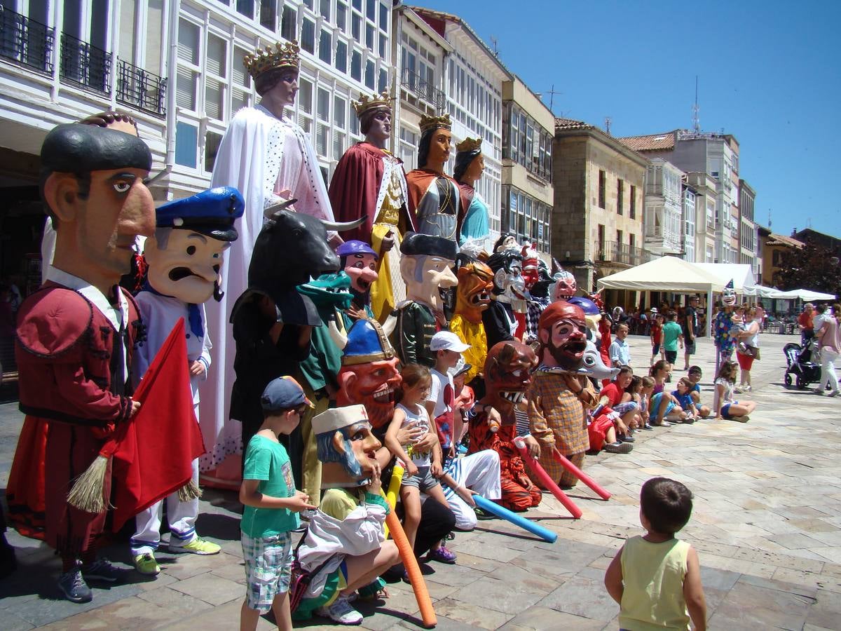 Octavo Encuentro de Gigantes y Cabezudos en Aguilar de Campoo