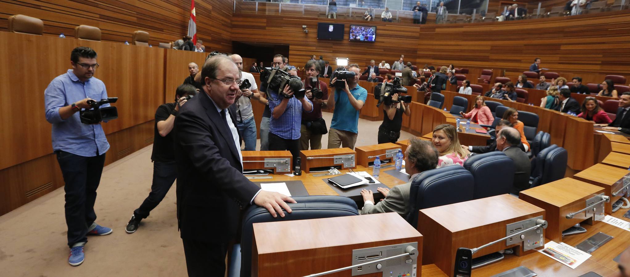 Juan Vicente Herrera, elegido presidente de la Junta por quinta vez (3)