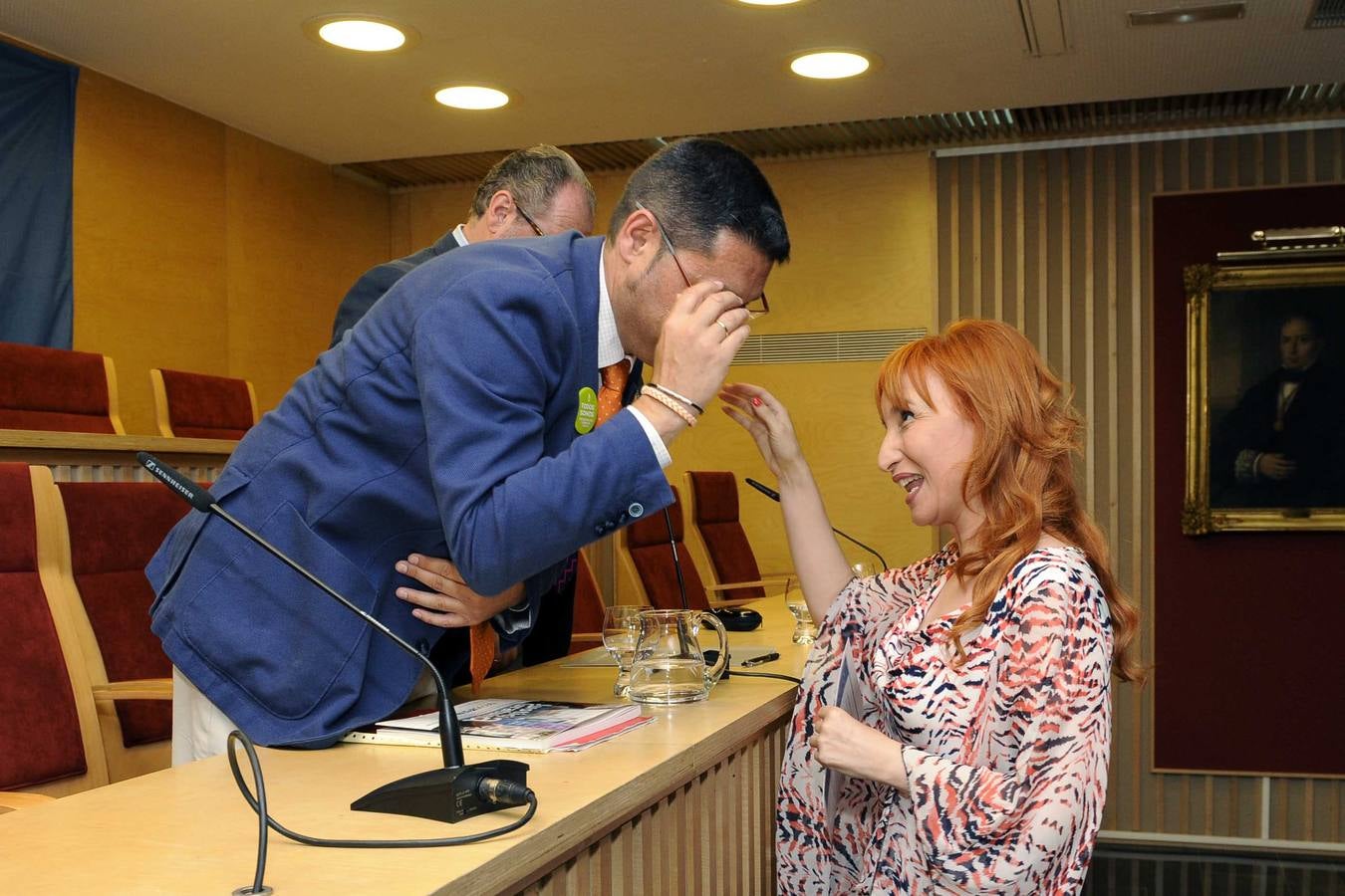 El Colegio de Abogados de Valladolid galardona a la periodista María Jesús Pascual, de El Norte de Castilla