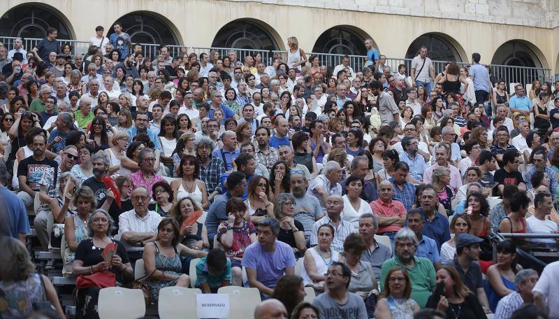 El concierto congregó a muchos aficionados al jazz.