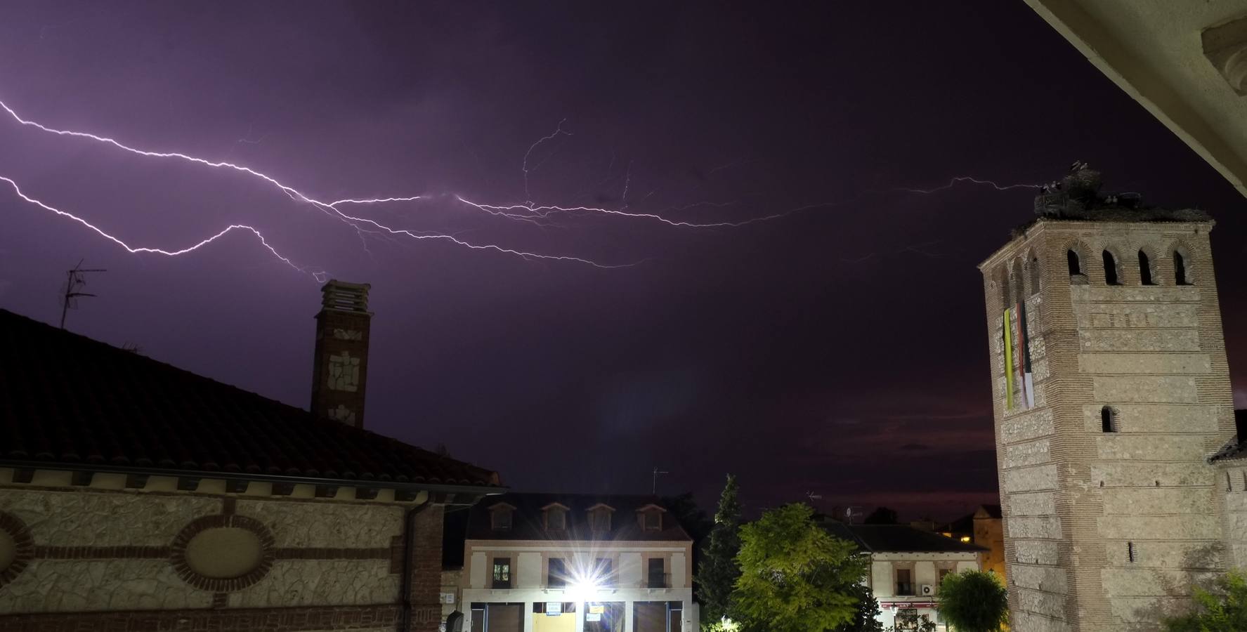 Tormenta eléctrica en Mojados (Valladolid)