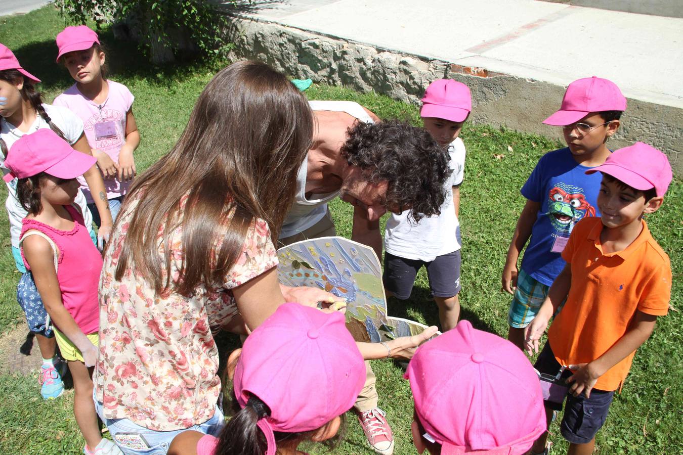 El artista vallisoletano Francisco Mateos participa en la XXI Semana Infantil de Peñafiel