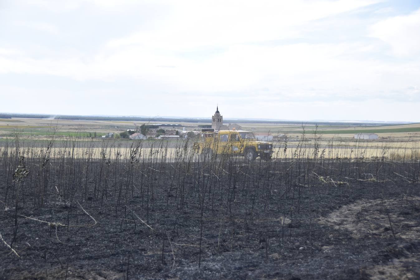 Incendio en la localidad vallisoletana de Puras, cerca de Segovia