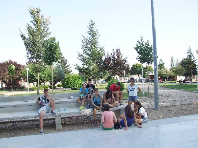 Juegos en las fiestas de Palaciosrubios (Salamanca) 1/2