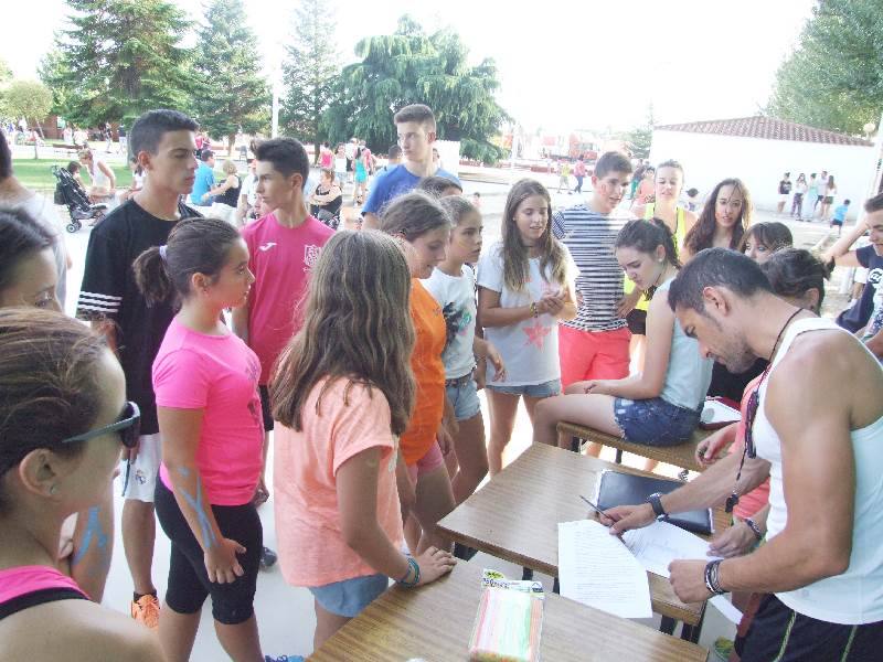 Juegos en las fiestas de Palaciosrubios (Salamanca) 2/2