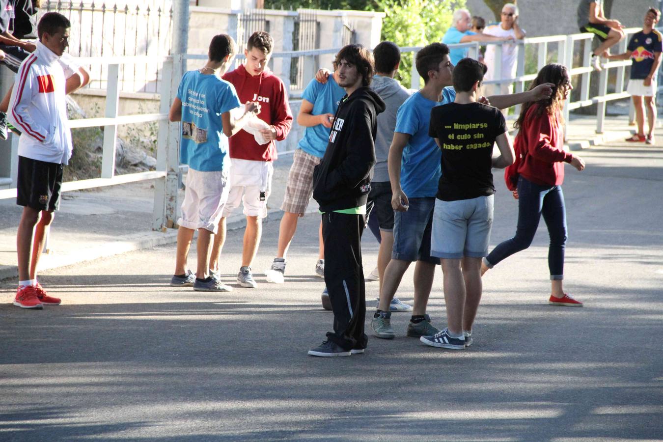 Toro del Páramo y capea matinal en las fiestas de Campaspero (2/2)