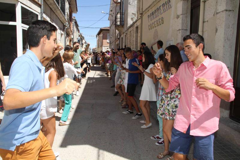 Procesión en honor a Santo Domingo de Guzmán en Campaspero