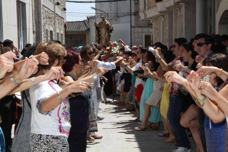 Procesión en honor a Santo Domingo de Guzmán en Campaspero