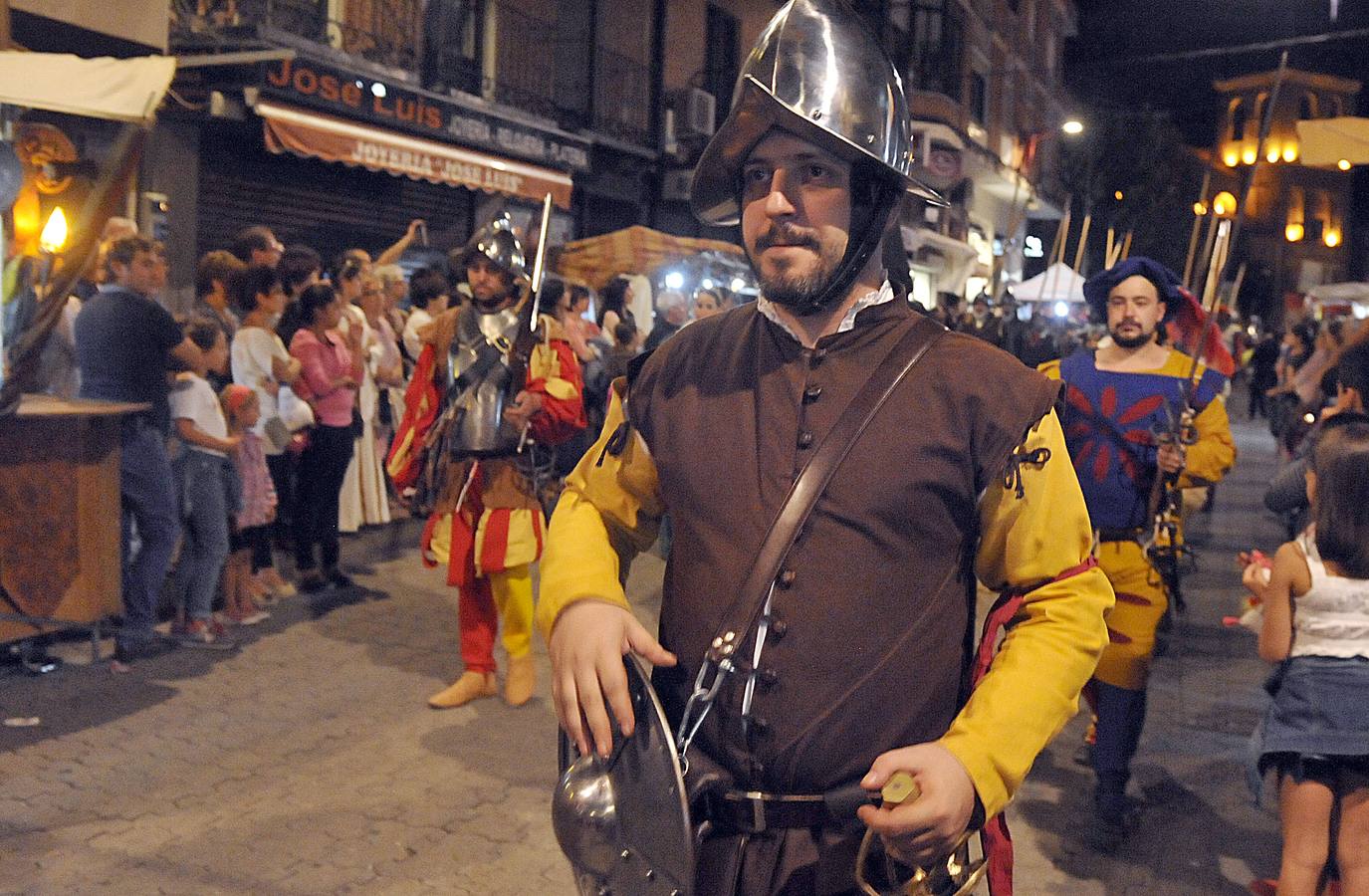 Desfile de los Imperiales y los Comuneros en Medina