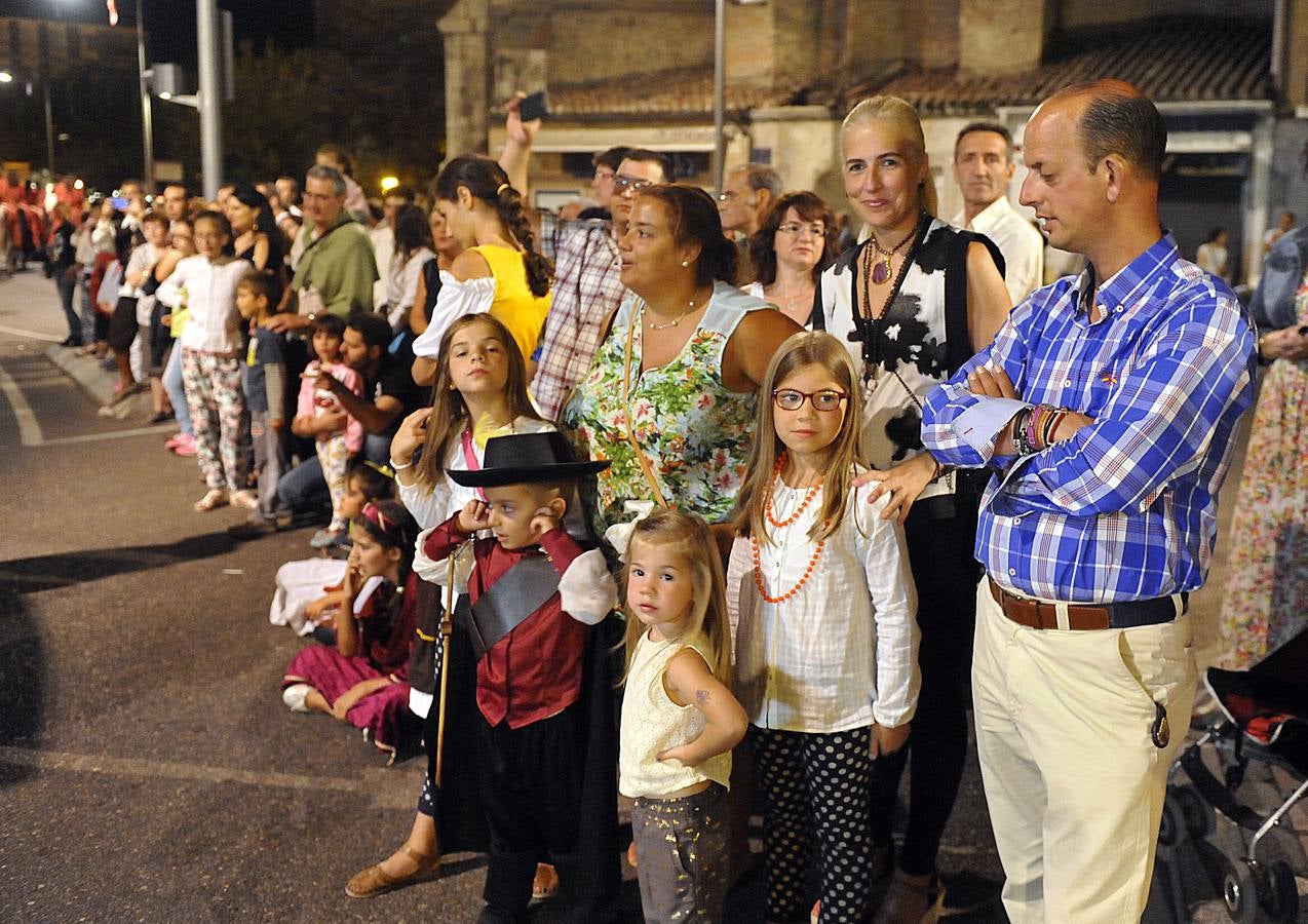 Desfile de los Imperiales y los Comuneros en Medina