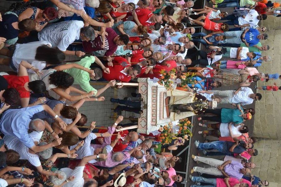 Procesión en Macotera (Salamanca)