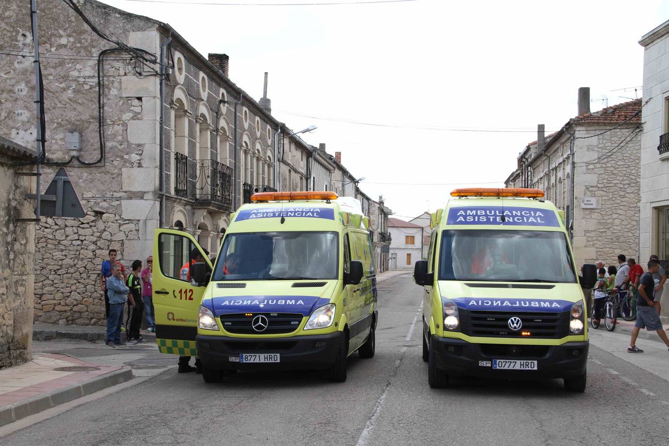 Dos camiones colisionan en la travesía de Campaspero (Valladolid)
