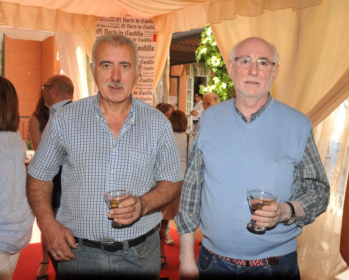 José Ramón Ibañez y Ángel Centeno, de las Asociación de Vecinos Los Almendros, del barrio las Flores.