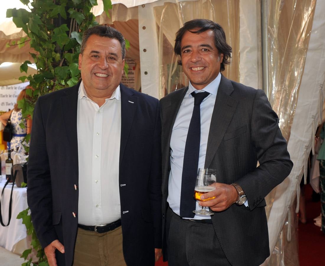 El alcalde de Arroyo, José Manuel Barrio con Manuel Salgado, director de Nuevos Negocios y Grandes Cuentas de El Norte de Castilla.