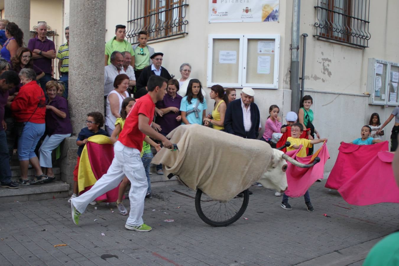 Fin de fiestas en Baltanás (Palencia) con King África 2/2