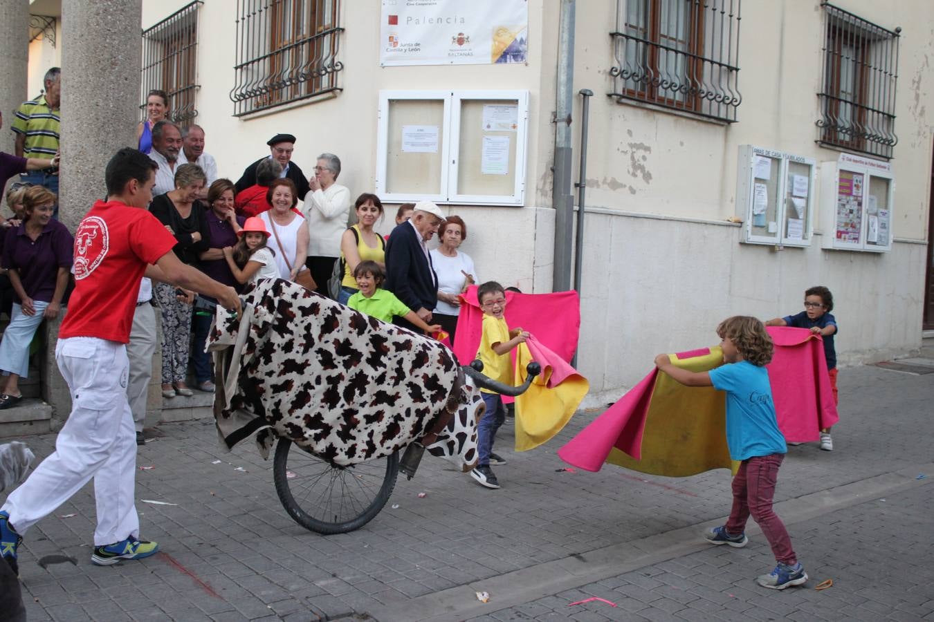 Fin de fiestas en Baltanás (Palencia) con King África 2/2